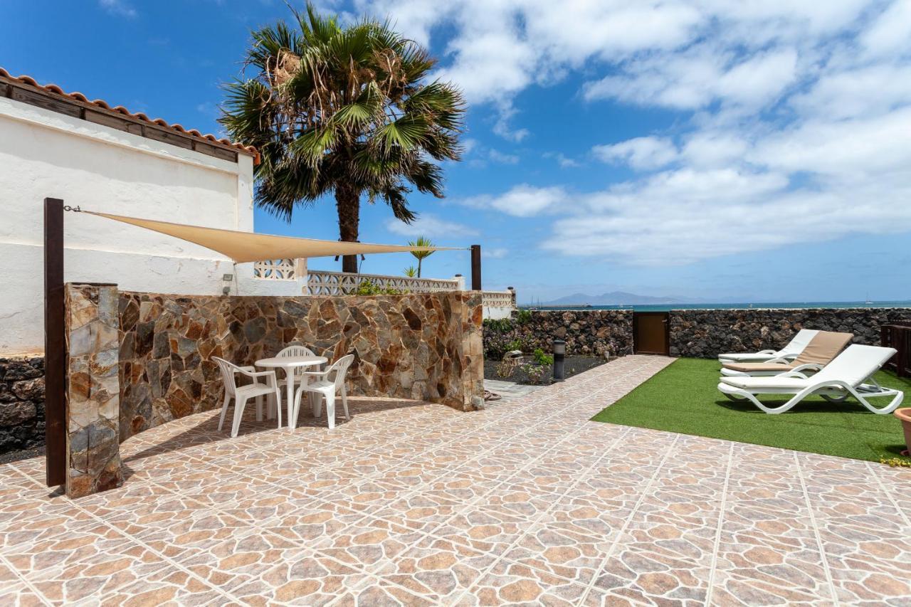 Villa Marina I Beachfront Corralejo By Holidays Home Buitenkant foto