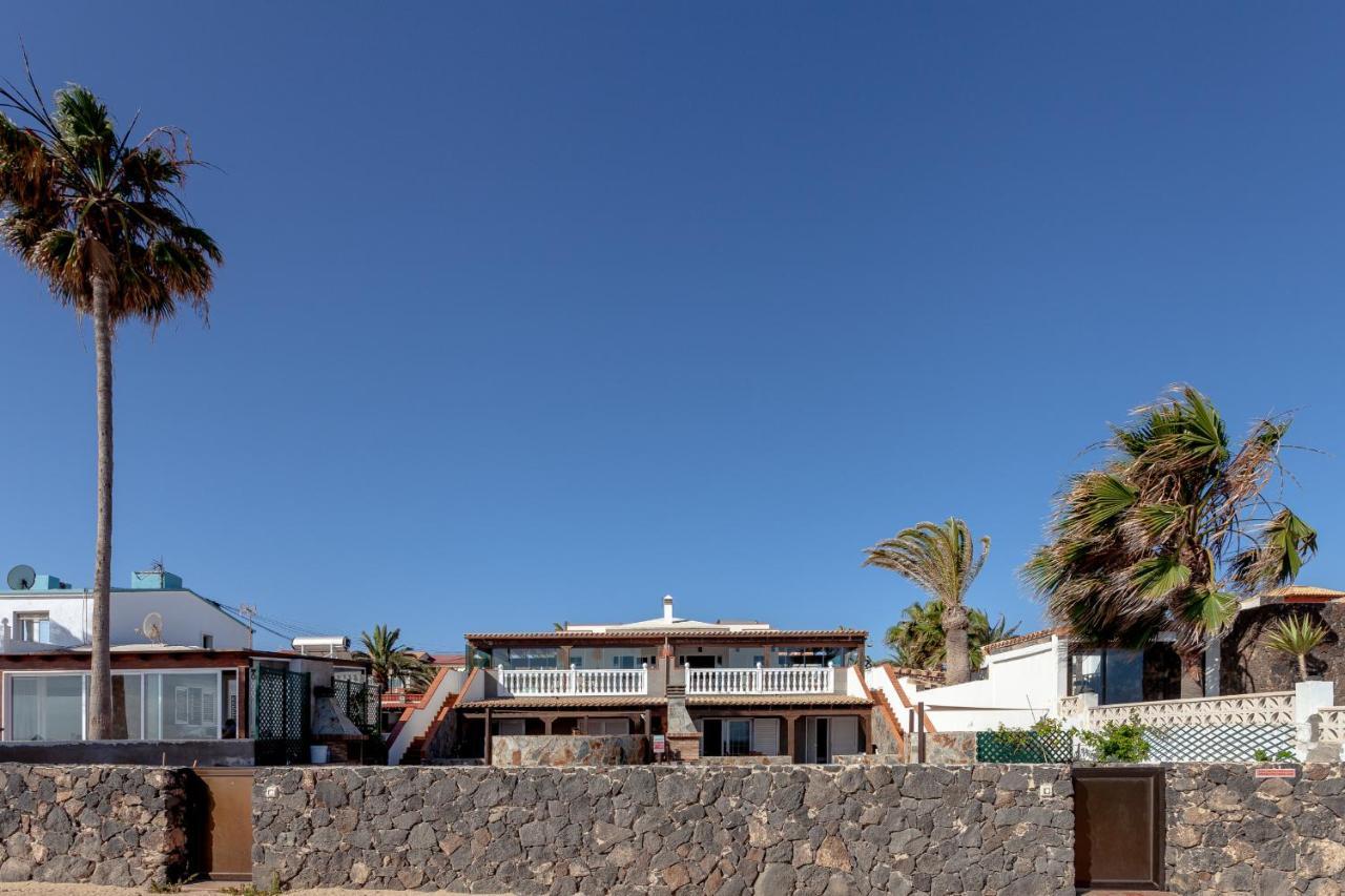 Villa Marina I Beachfront Corralejo By Holidays Home Buitenkant foto