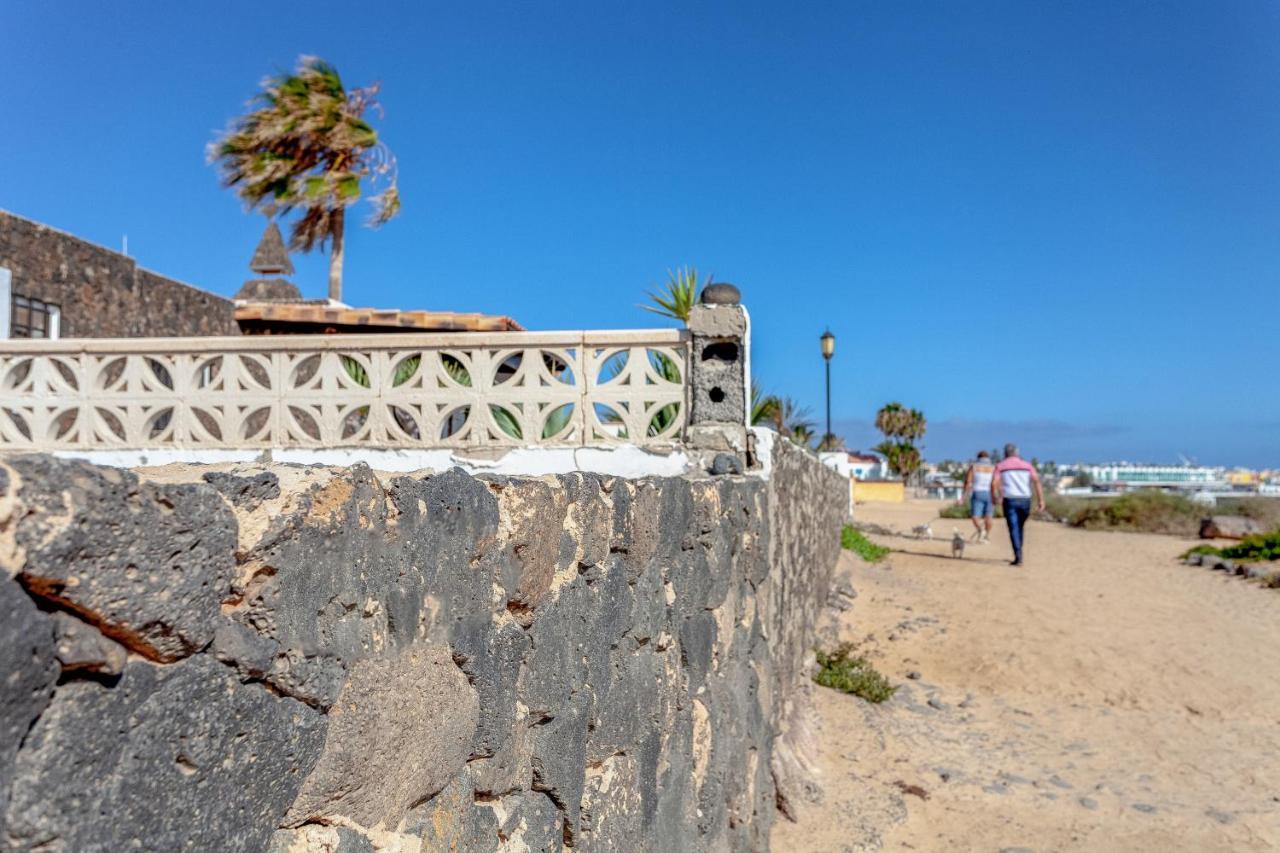 Villa Marina I Beachfront Corralejo By Holidays Home Buitenkant foto