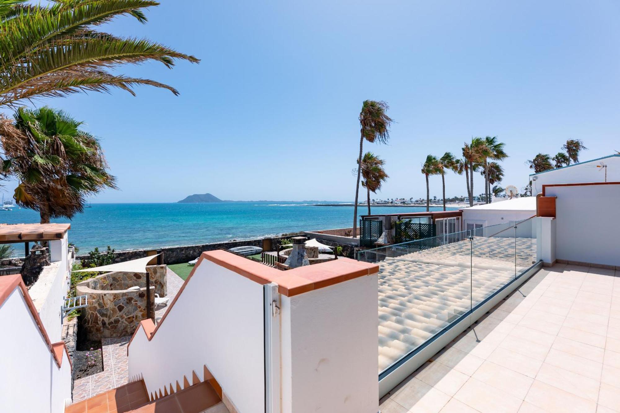 Villa Marina I Beachfront Corralejo By Holidays Home Buitenkant foto
