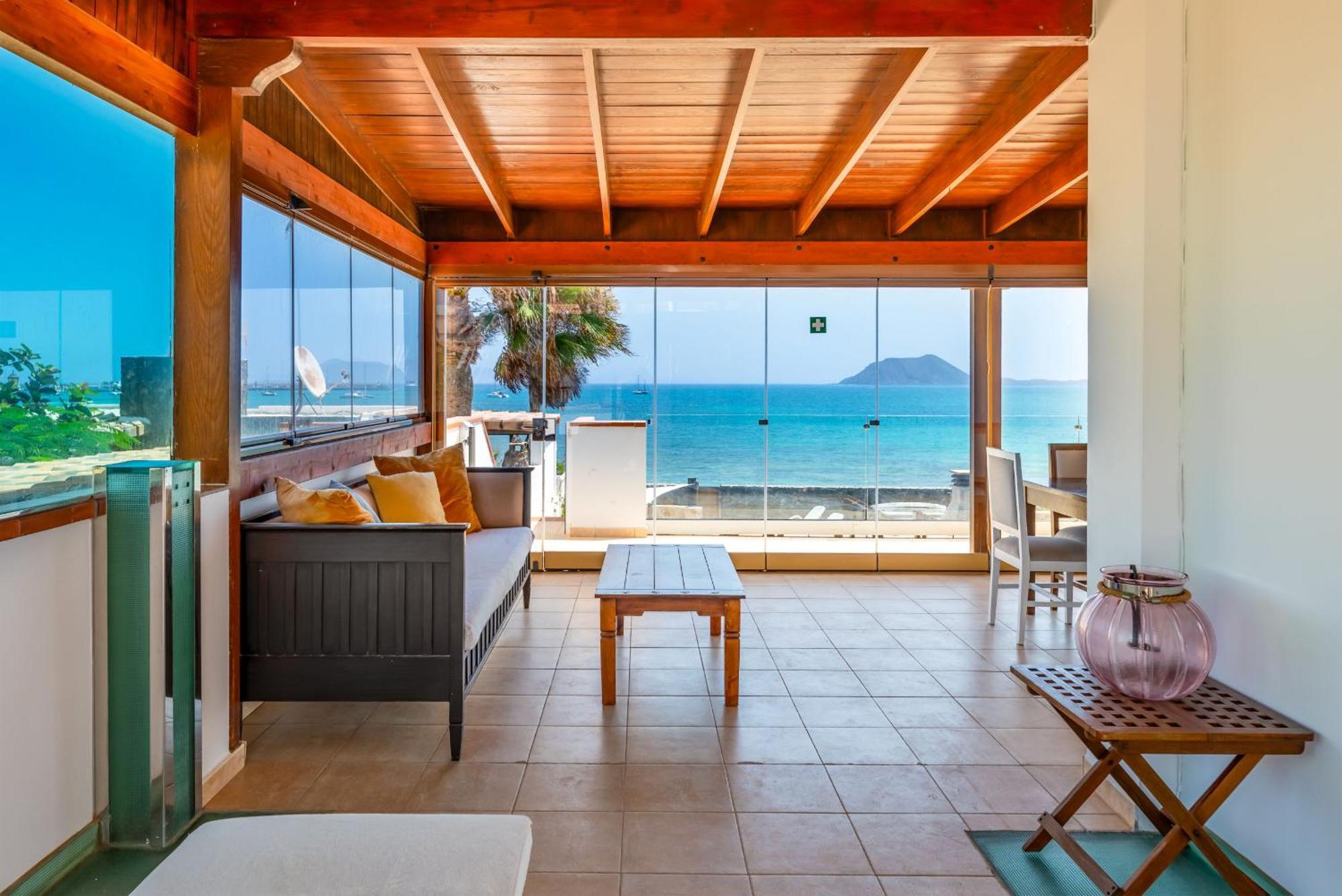Villa Marina I Beachfront Corralejo By Holidays Home Buitenkant foto