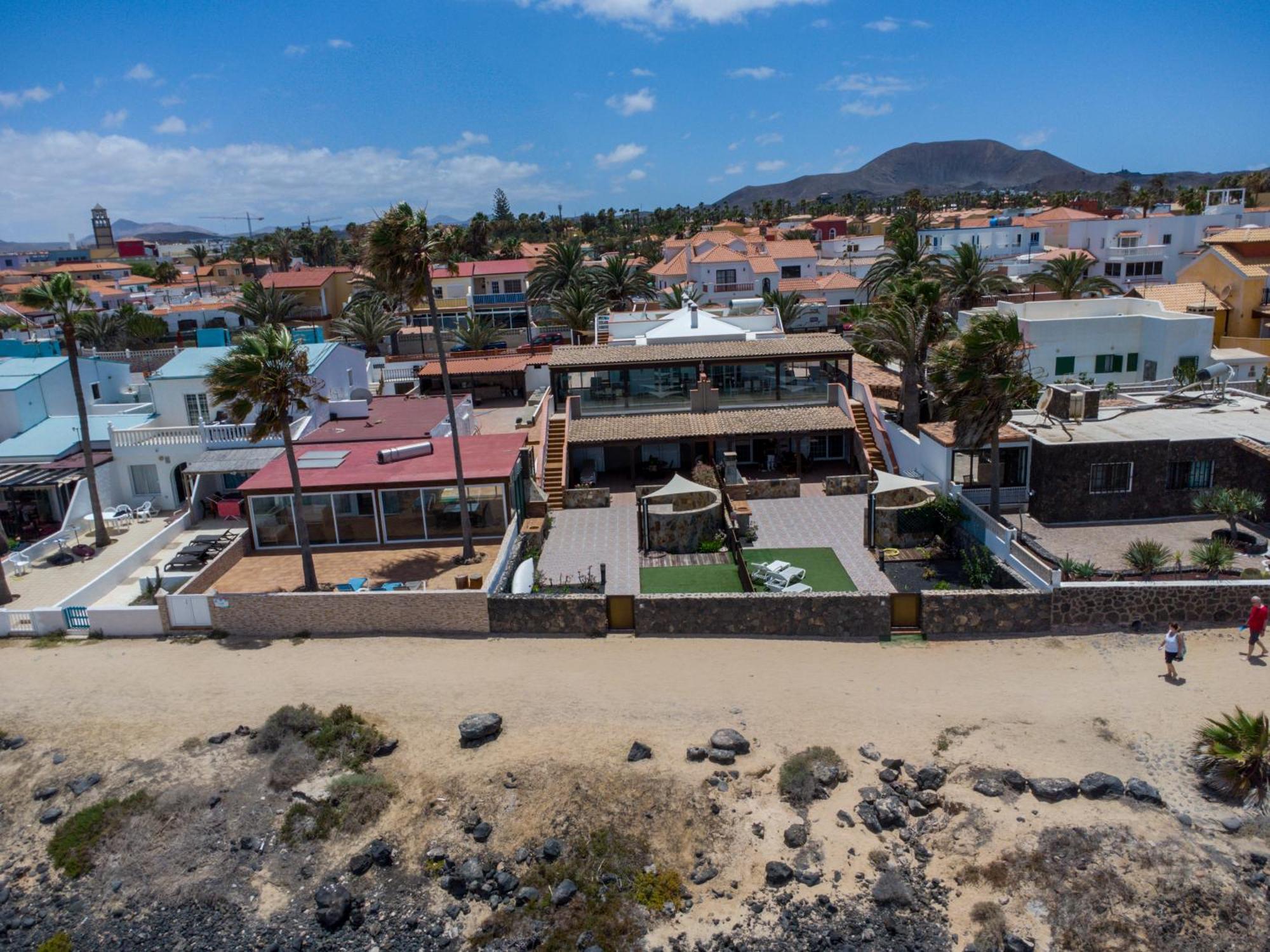 Villa Marina I Beachfront Corralejo By Holidays Home Buitenkant foto